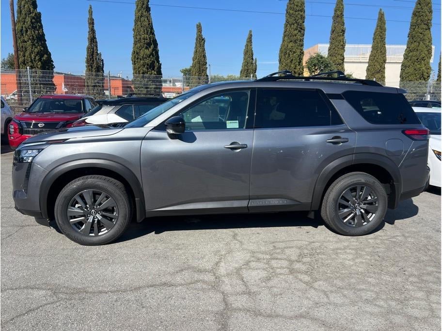 2026 Nissan Pathfinder SV Sport Utility 4D