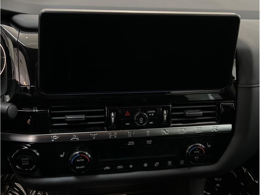 2026 Nissan Pathfinder SV AWD