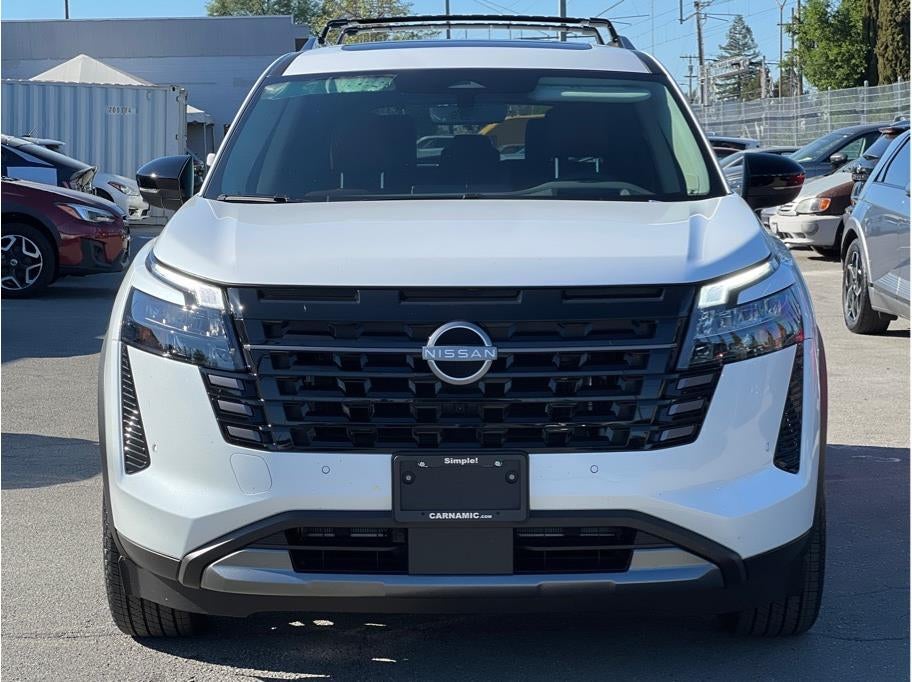 2026 Nissan Pathfinder Platinum Sport Utility 4D