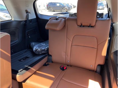 2026 Nissan Pathfinder Platinum Sport Utility 4D