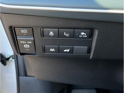 2026 Nissan LEAF PLATINUM PLUS Hatchback 4D