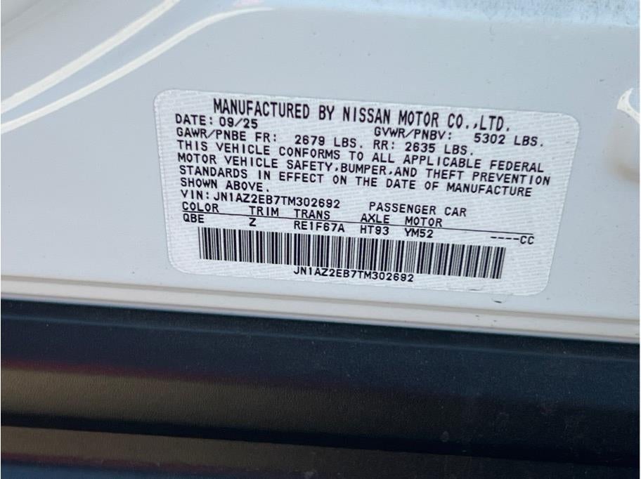 2026 Nissan LEAF PLATINUM PLUS Hatchback 4D