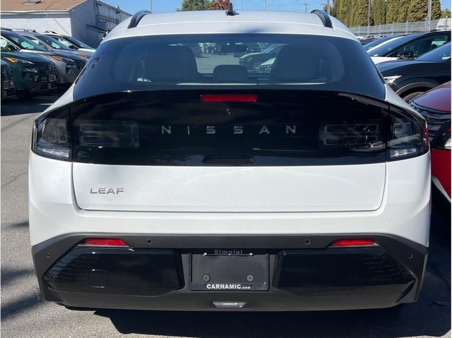 2026 Nissan LEAF PLATINUM PLUS Hatchback 4D