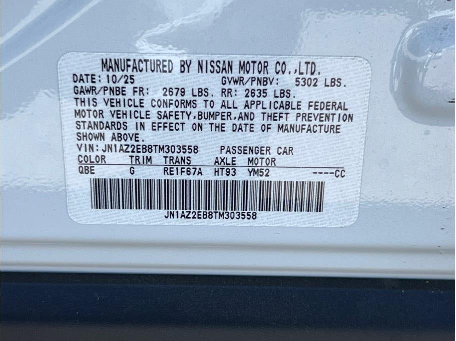 4 Nissan Leaf Platinum+