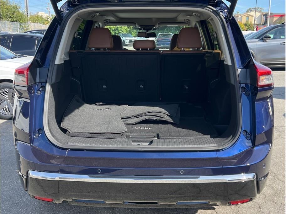 2026 Nissan Rogue Platinum (2026.5) Sport Utility 4D