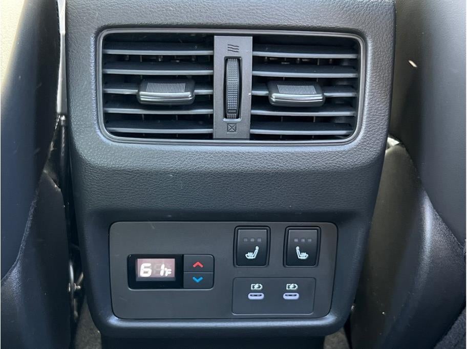 2026 Nissan Rogue Platinum Sport Utility 4D