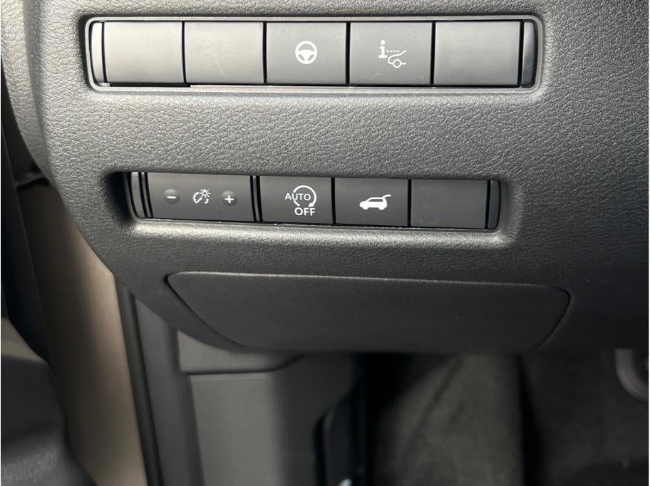 2026 Nissan Rogue Platinum Sport Utility 4D