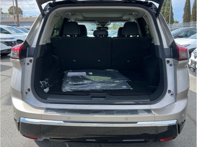 2026 Nissan Rogue Platinum (2026.5) Sport Utility 4D