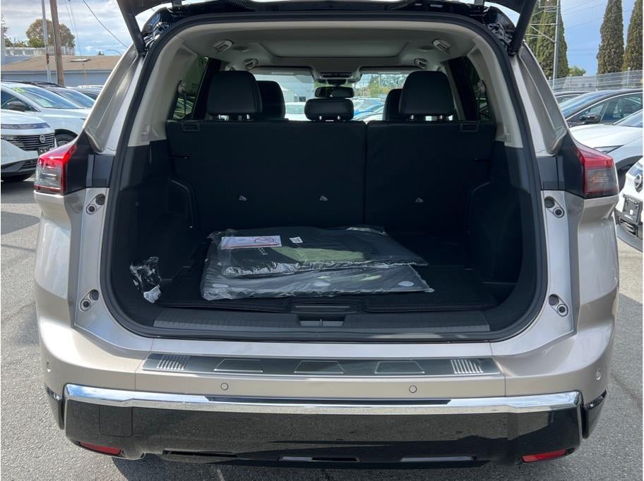 2026 Nissan Rogue Platinum (2026.5) Sport Utility 4D