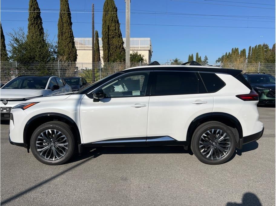 2026 Nissan Rogue Platinum (2026.5) Sport Utility 4D
