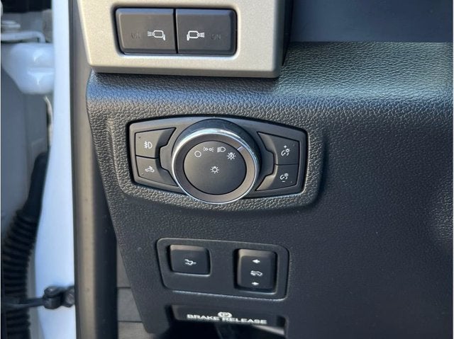 2019 Ford F250 Super Duty Crew Cab Lariat Pickup 4D 6 3/4 ft
