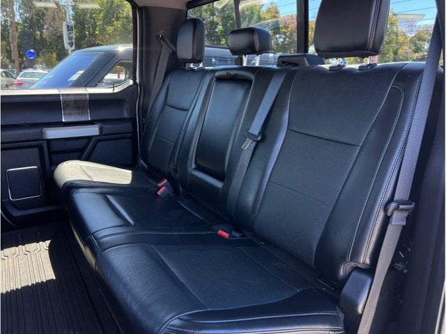 2019 Ford F250 Super Duty Crew Cab Lariat Pickup 4D 6 3/4 ft