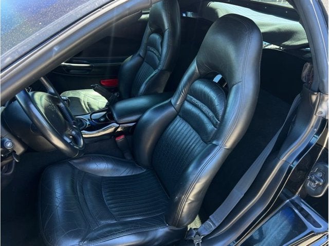 2000 Chevrolet Corvette Convertible 2D