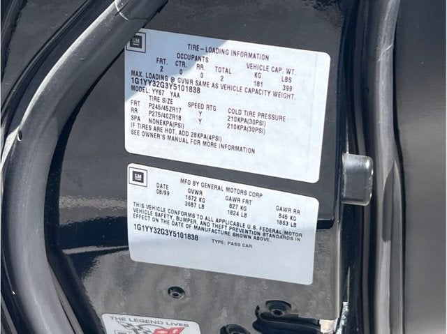 2000 Chevrolet Corvette Convertible 2D