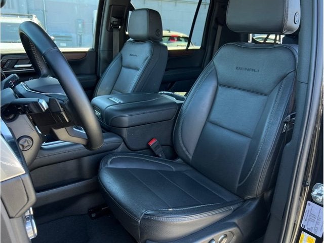 2025 GMC Yukon XL Denali Sport Utility 4D