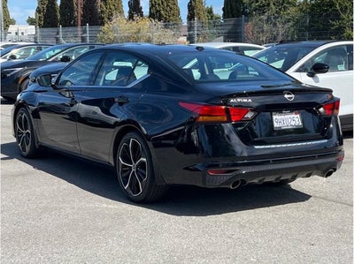 2023 Nissan Altima 2.5 SR Sedan 4D