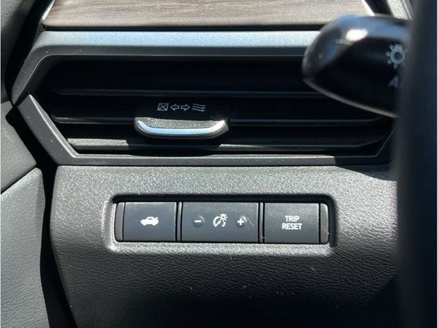 2025 Nissan Altima 2.5 SV Sedan 4D