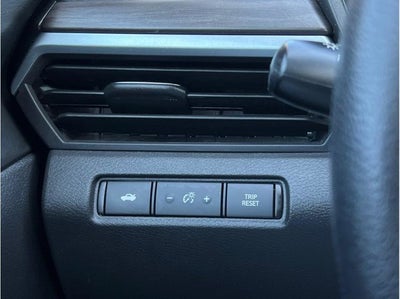 2025 Nissan Altima 2.5 SV Sedan 4D