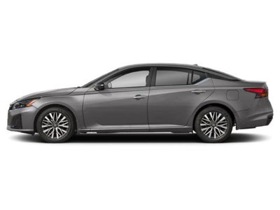 2025 Nissan Altima 2.5 SV Sedan 4D