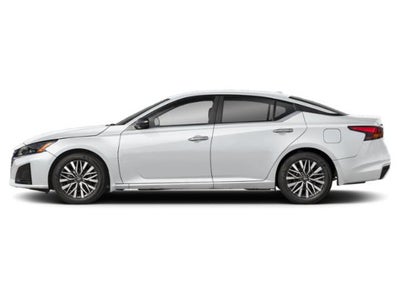 2025 Nissan Altima 2.5 SV Sedan 4D