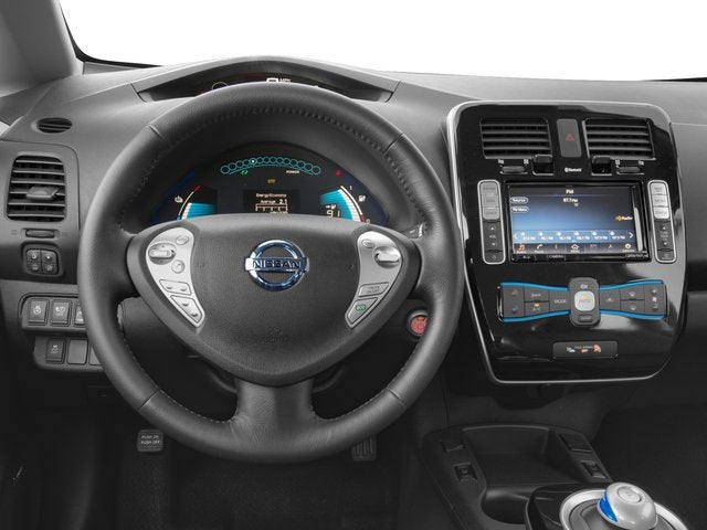 2016 Nissan LEAF SV Hatchback 4D