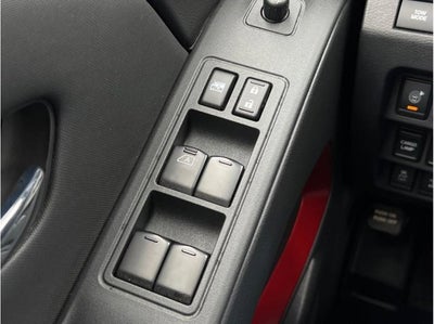 2023 Nissan Frontier Crew Cab PRO-4X Pickup 4D 5 ft