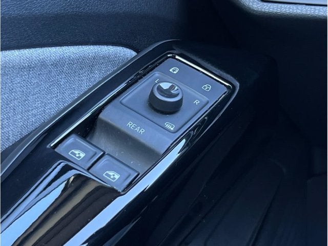 2023 Volkswagen ID.4 Pro Sport Utility 4D