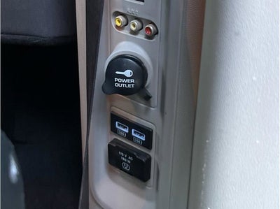 2017 Dodge Grand Caravan Passenger SE Minivan 4D