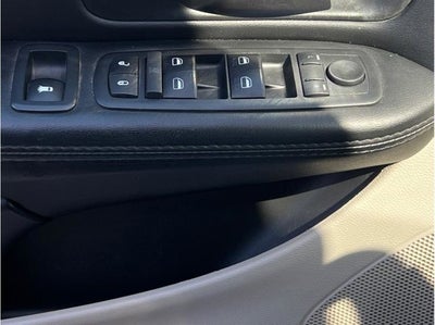 2017 Dodge Grand Caravan Passenger SE Minivan 4D