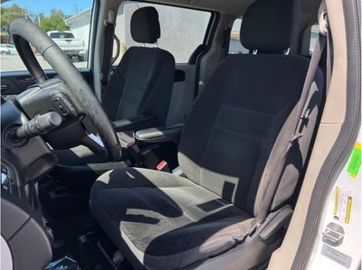 2017 Dodge Grand Caravan Passenger SE Minivan 4D
