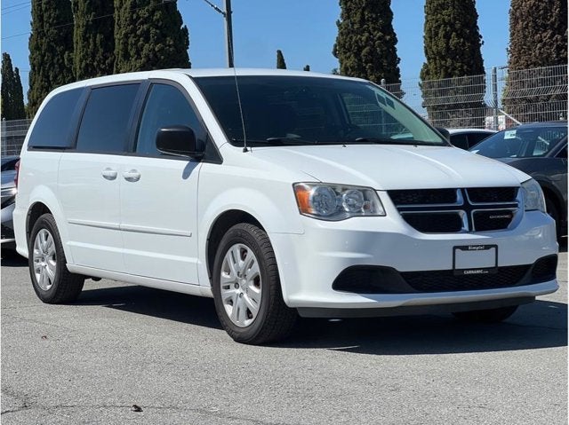 2017 Dodge Grand Caravan Passenger SE Minivan 4D