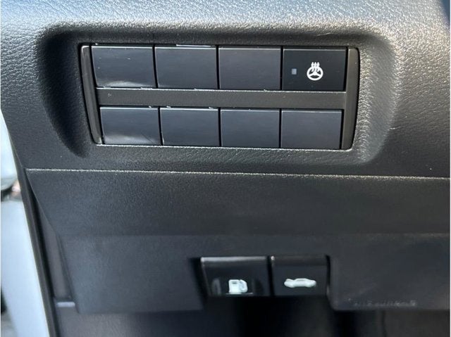 2021 Nissan Kicks SR Sport Utility 4D