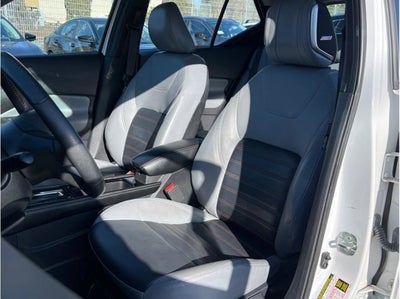 2021 Nissan Kicks SR Sport Utility 4D