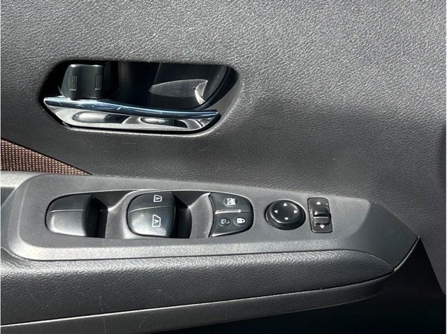 2024 Nissan Kicks SR Sport Utility 4D