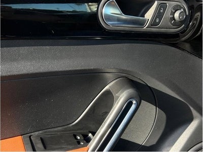 2017 Volkswagen Beetle 1.8T Classic Hatchback 2D