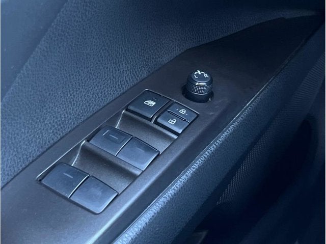 2024 Toyota Camry SE Sedan 4D