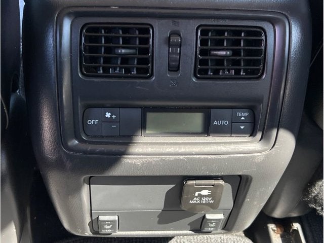 2015 Nissan Pathfinder SL Sport Utility 4D
