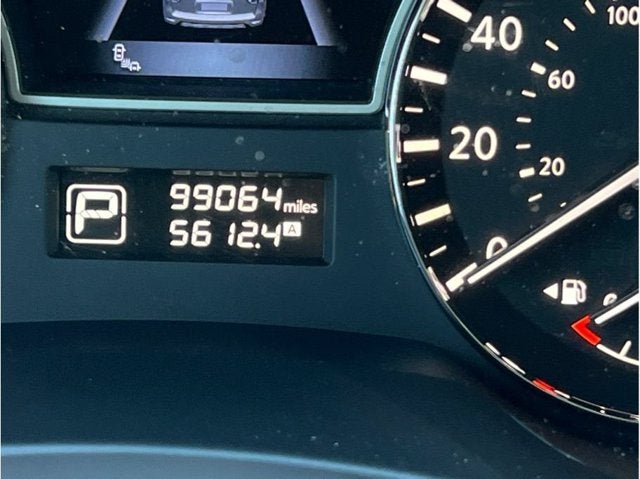 2015 Nissan Pathfinder SL Sport Utility 4D