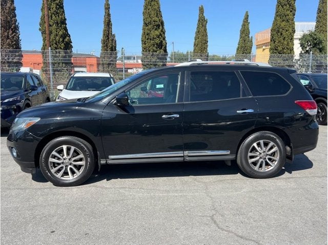 2015 Nissan Pathfinder SL Sport Utility 4D