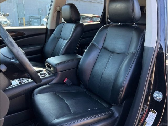 2015 Nissan Pathfinder SL Sport Utility 4D