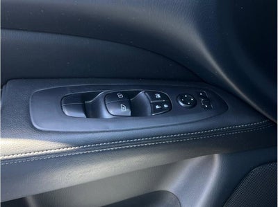 2019 Nissan Pathfinder SV Sport Utility 4D