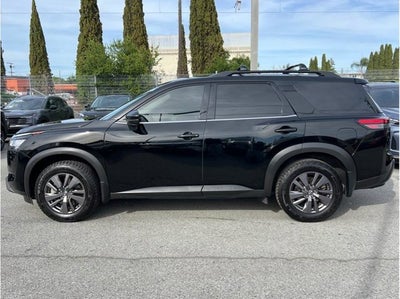 2022 Nissan Pathfinder SV Sport Utility 4D
