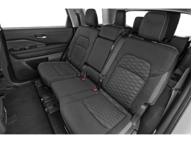 2022 Nissan Pathfinder SV Sport Utility 4D