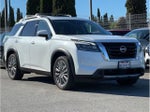2025 Nissan Pathfinder SL Sport Utility 4D