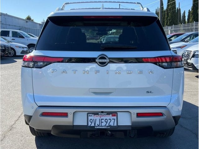 2025 Nissan Pathfinder SL Sport Utility 4D