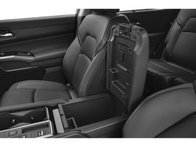 2025 Nissan Pathfinder SL Sport Utility 4D