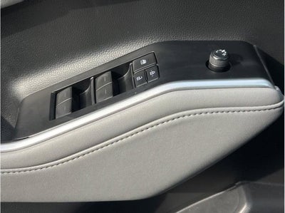 2021 Toyota Highlander XLE Sport Utility 4D