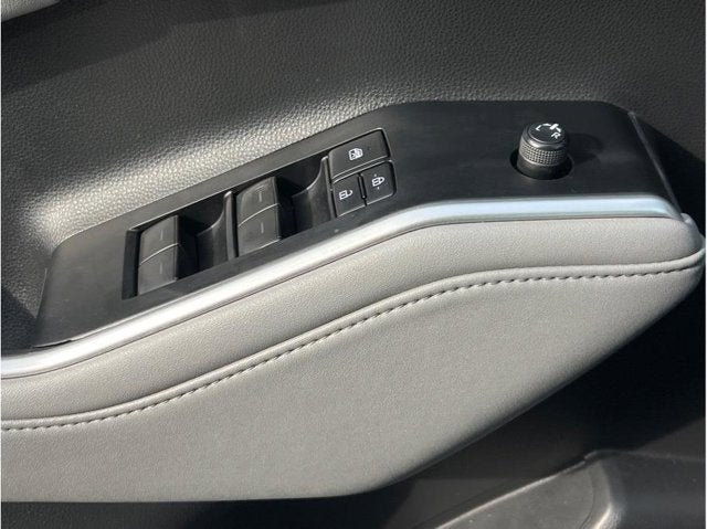 2021 Toyota Highlander XLE Sport Utility 4D