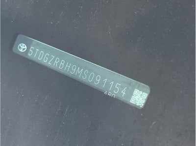 2021 Toyota Highlander XLE Sport Utility 4D