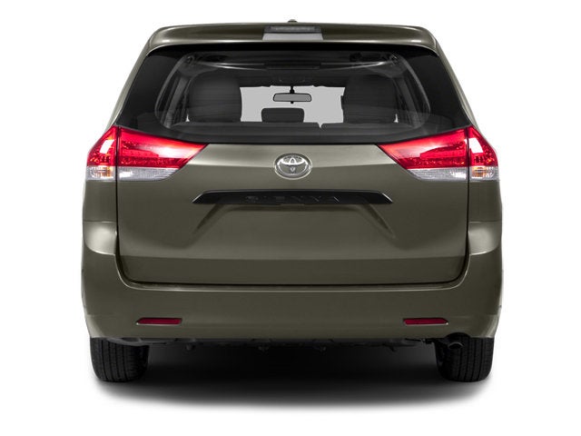 2014 Toyota Sienna XLE Minivan 4D